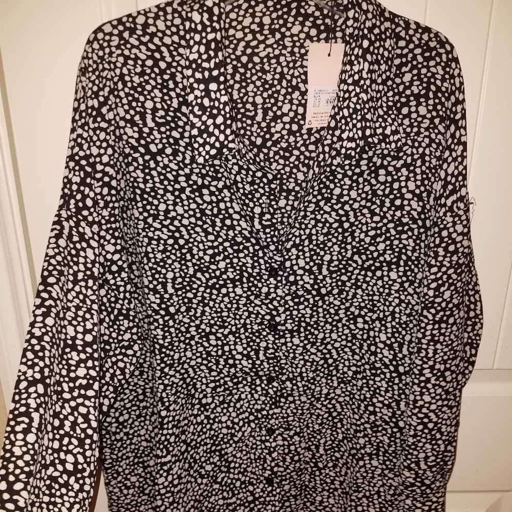 🆕 MISSguided black and white spotted shirt dress
